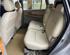 Innova Áo Trắng