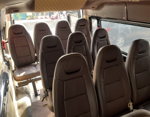 Thành Phẩm Ford Transit Lên Áo Nâu